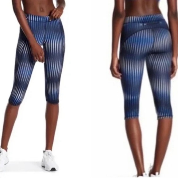 Ivy‎ Park Kaleidoscope Print Mid Capri Leggings Blue Black - Picture 4 of 12